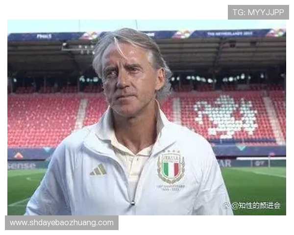 微笑足球明星盘点：那些用笑容征服球迷的传奇球员