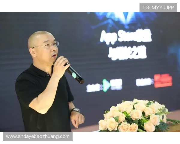 成都篮球队灵活性分析：战术变换与球员适应能力的深度探讨